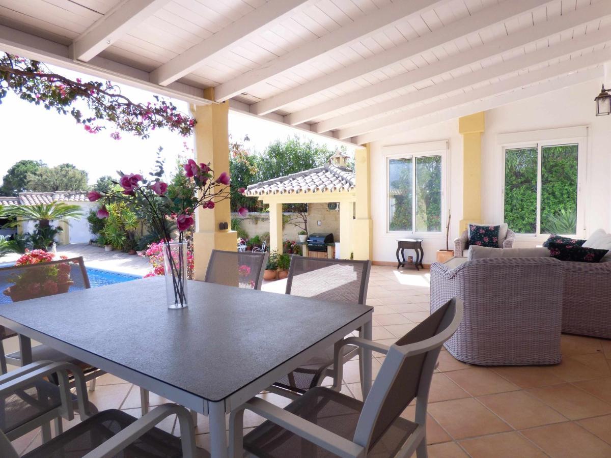 Selecta Casa Esmerdo Estepona Luaran gambar