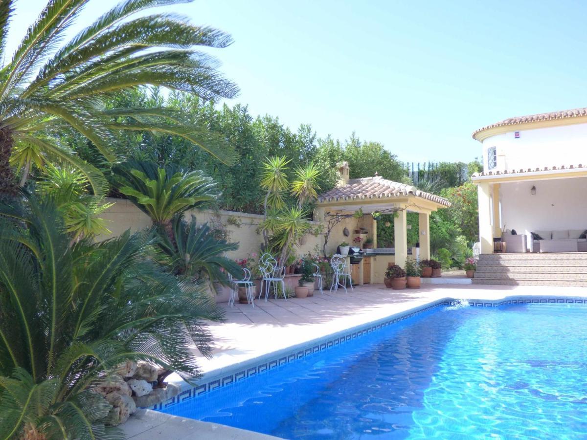 Selecta Casa Esmerdo Estepona Luaran gambar