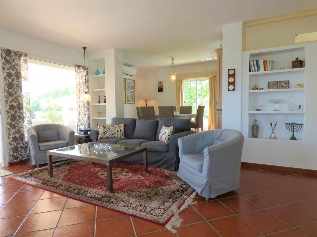Selecta Casa Esmerdo Estepona Luaran gambar