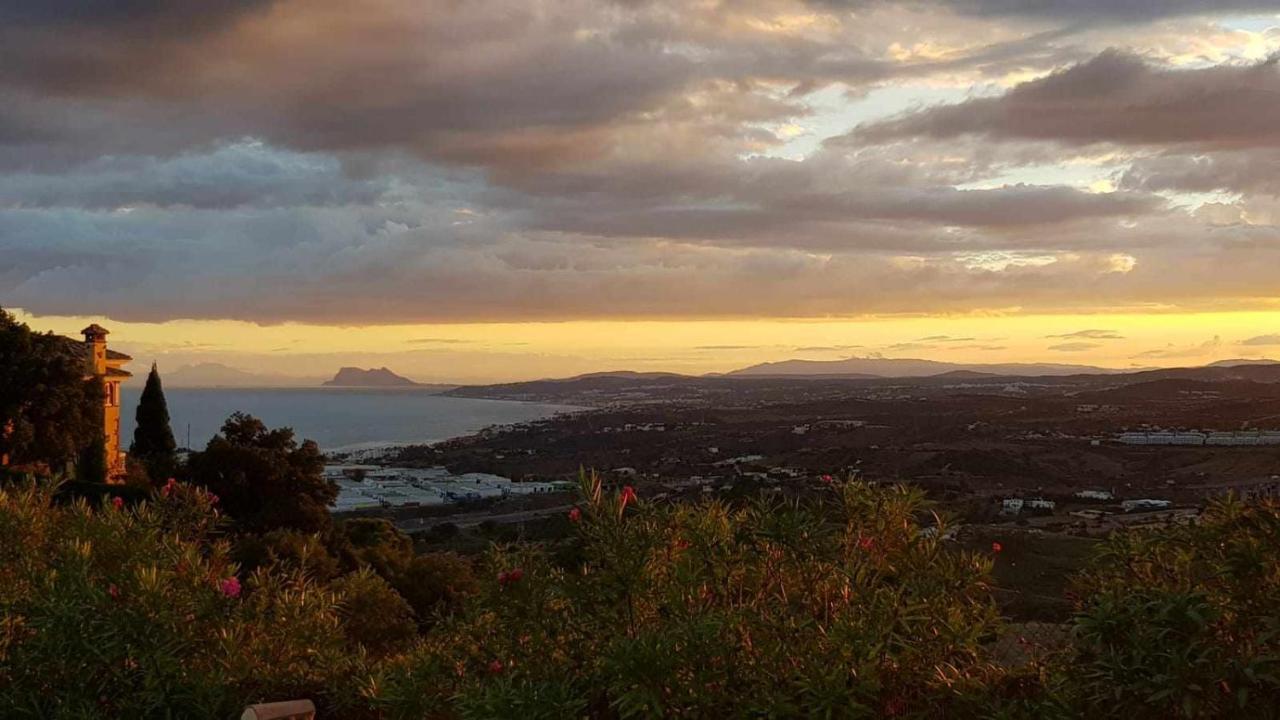 Selecta Casa Esmerdo Estepona Luaran gambar