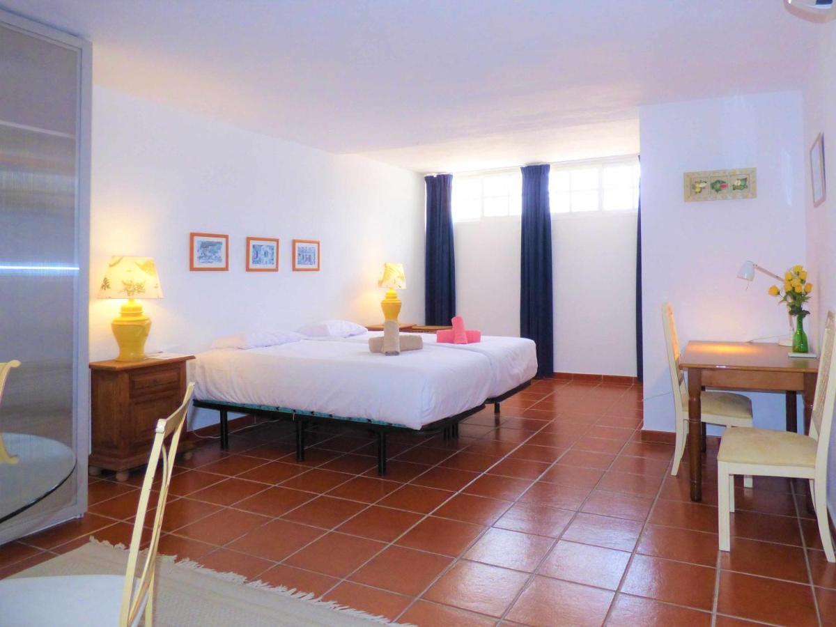 Selecta Casa Esmerdo Estepona Luaran gambar